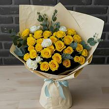 Букет цветов из:  Розы в Малое Карлино