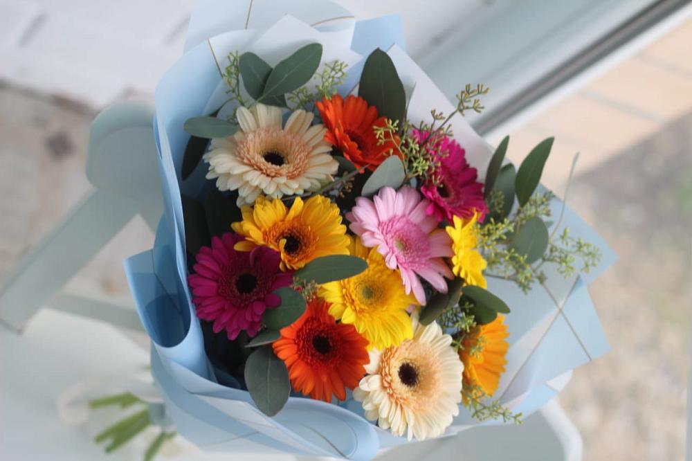 Букет цветов из: Герберы в Малое Карлино