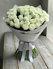 Букет 35 Белых роз в Малое Карлино