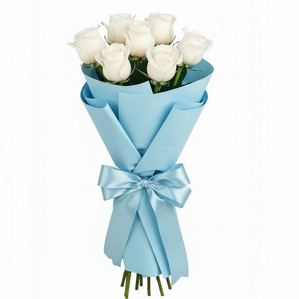 Букет 7 белых роз Проуд в Малое Карлино