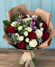 Букет цветов из:  Розы и Альстромерии в Малое Карлино