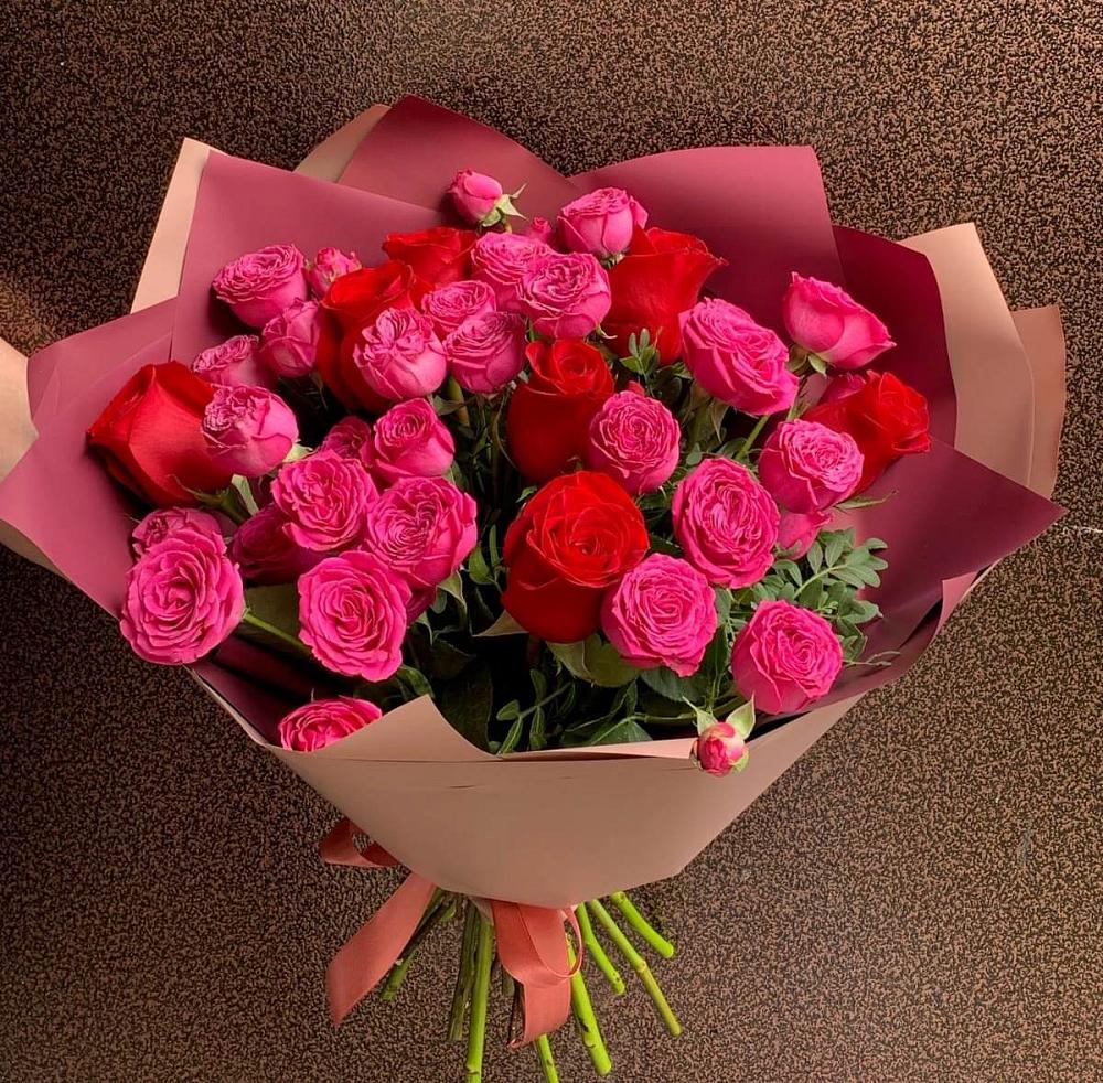 Букет В объятьях нежности в Малое Карлино