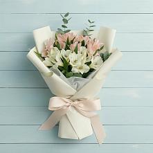 Букет цветов из:  Альстромерии #REPLACE_PRED# Малое Карлино