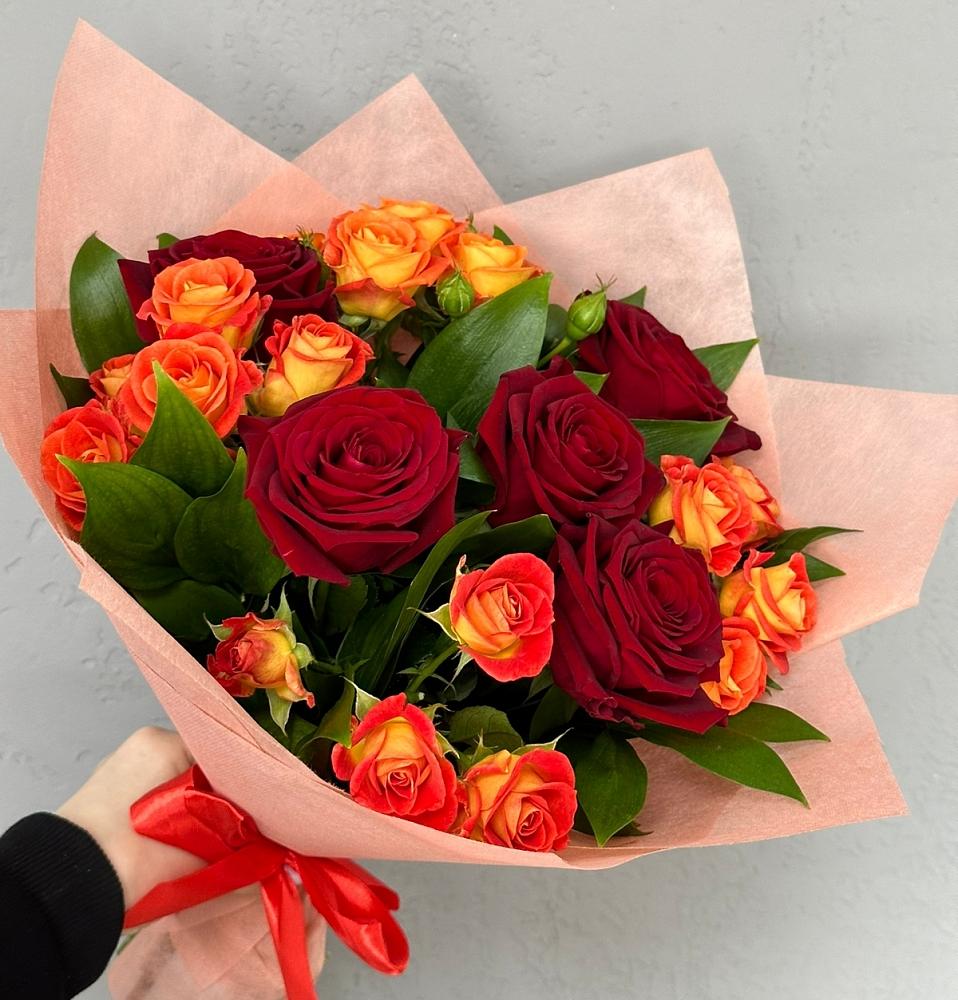 Букет Любовь и восторг в Малое Карлино