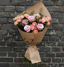Букет цветов из:  Розы в Малое Карлино