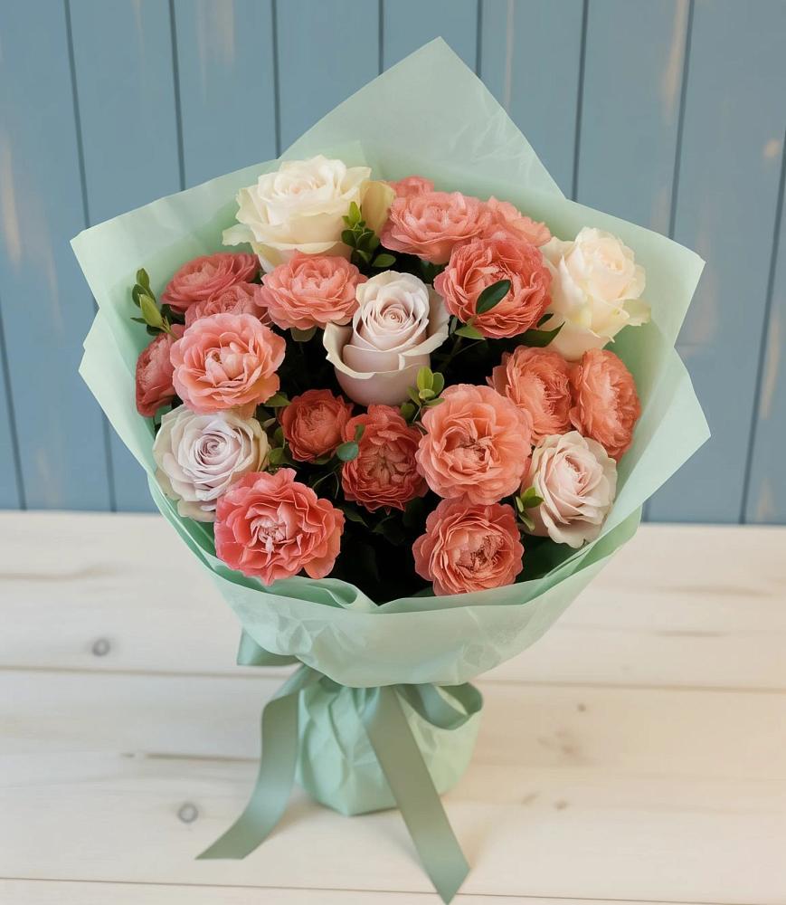 Букет цветов из: Розы в Малое Карлино