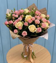 Букет цветов из:  Розы в Малое Карлино