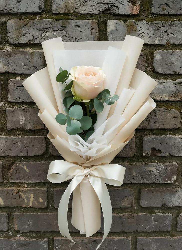 Букет цветов из: Розы в Малое Карлино