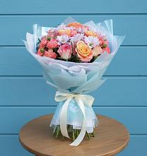 Букет цветов из:  Хризантемы и Розы в Малое Карлино