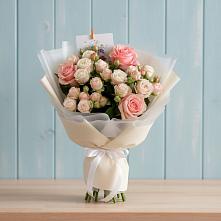 Букет цветов из:  Розы в Малое Карлино